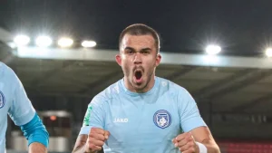 Массовая драка на футбольном поле: инцидент между «Родиной» и «Факелом»