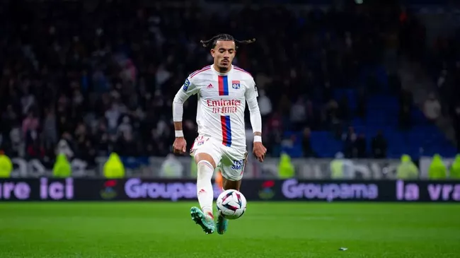 Ошибки и триумфы: «Барселона» одерживает победу над «Овьедо» после курьезного инцидента