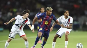 Лига чемпионов: ПСЖ одерживает волевую победу над Барселоной, Реал блеск в Казахстане