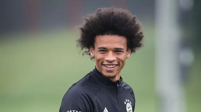 Скандал на Октоберфесте: Лерой Сане и конфликт с фанатами «Баварии»