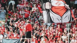 Спартак под контролем: Штраф за поведение болельщиков на матче Кубка России