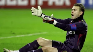 Скандальное дерби: как ошибка судьи спасла «Спартак» и оставила Акинфеева в истории