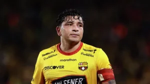 Трагедия в мире футбола: смерть Марио Пинейды в Гуаякиле