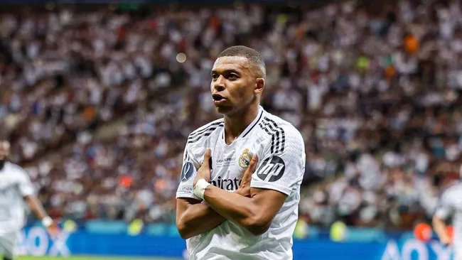 Великий матч: «Реал» побеждает «Алавес» благодаря голу Мбаппе