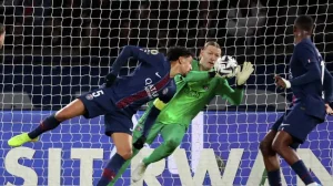 Возвращение Матвея Сафонова: как вратарь «ПСЖ» удивил восстановлением и невозможными сейвами