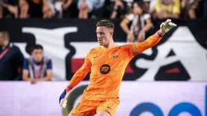 Возвращение тер Штегена: Вратарь «Барселоны» снова в строю после операции