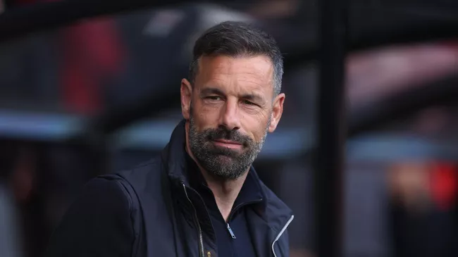 Руд ван Нистелрой возвращается в тренерский штаб сборной Нидерландов