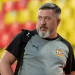 Доктор на борту: Как врач "Арсенала" стал героем во время перелета