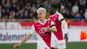 Дубль Бензема ведет «Аль-Хиляль» к убедительной победе над аутсайдером чемпионата