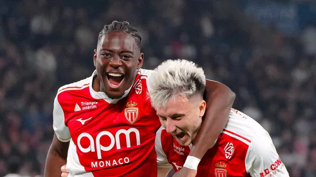 Феноменальный дубль Бензема: «Аль-Хиляль» сокрушает аутсайдера чемпионата