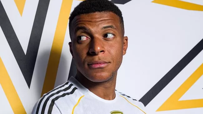 Мохамед Салах уходит из «Ливерпуля»: Эмоциональное прощание и новые горизонты