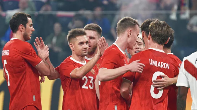 Суперкомпьютер предсказал фаворита Лиги чемпионов 2025: кто возьмет трофей?