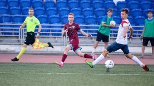 Фантастический гол вратаря «Велеса»: Мицаев поразил ворота со своей половины поля