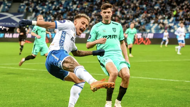 Футболисты «Лейпцига» уверенно обыграли «Айнтрахт» в Бундеслиге