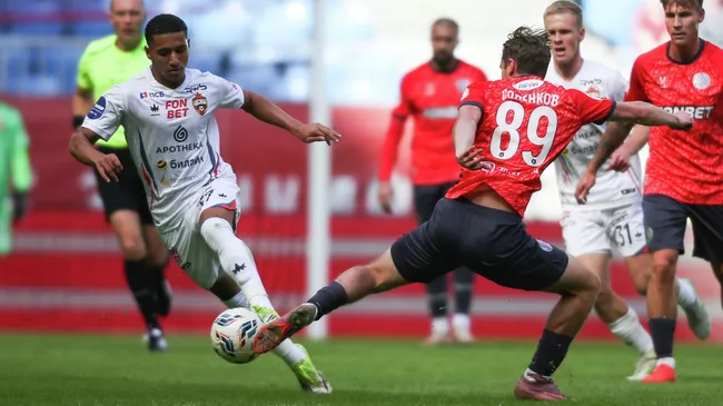 Матвей Сафонов: Угроза Потери Роли Основного Вратаря в «ПСЖ»