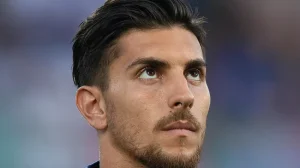 Скандал в мире футбола: арест судьи УЕФА в Великобритании по обвинению в домогательствах