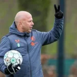 Тренер "Барселоны" выразил недовольство судейством в матче ЛЧ против "Атлетико"