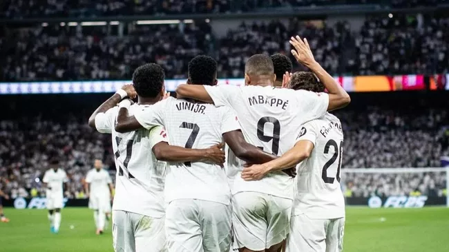 Тренер «Реала» раскритиковал судейство: «Это пенальти даже на Луне»